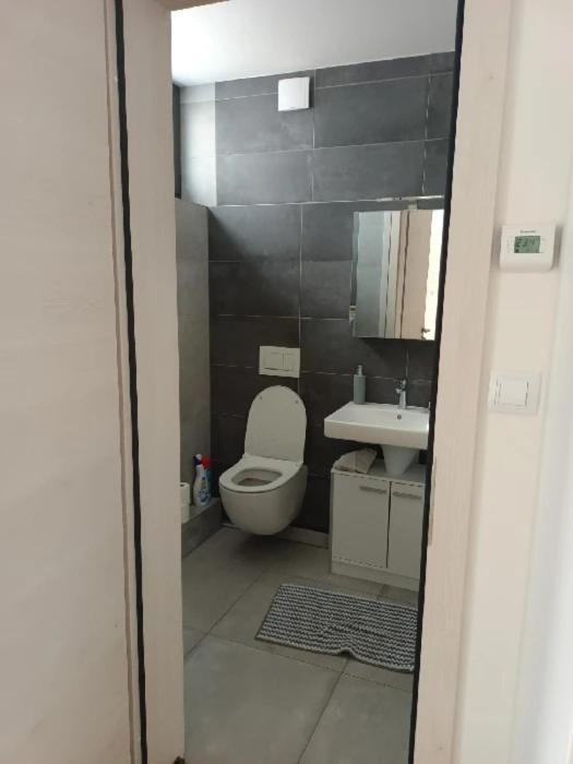 Moderni Pokoj S Parkovanim Zdarma Brno Exterior photo